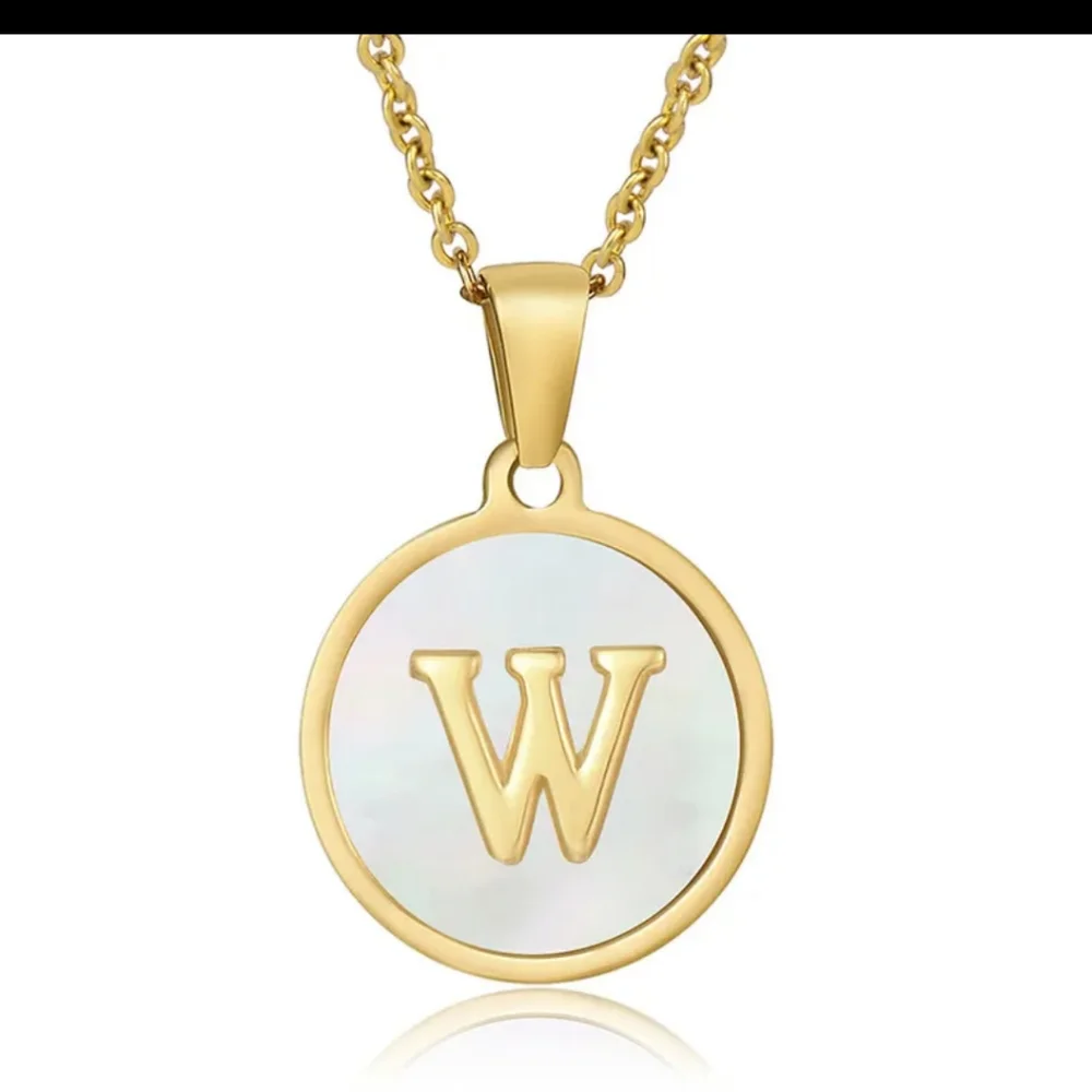 New gold plated stainless steel shell initial necklace - Picture 16 of 16